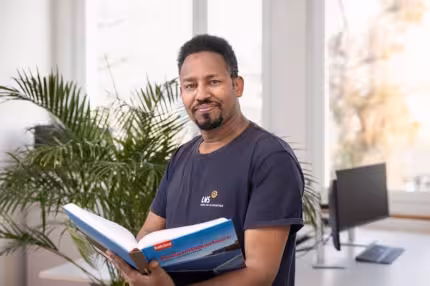 abraham berhane 1656 lws portrait 430 2