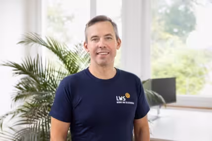 tomas schlatter 9563 lws portrait 430